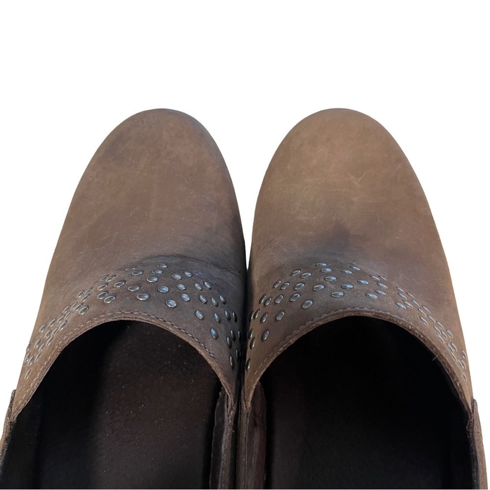 Dansko Mavis Brown Suede Studded Clogs Sz 40 (US 9-9.5) Slip On Shoe EUC - Picture 7 of 9